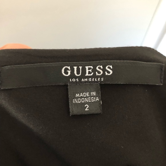 Black guess romper - Picture 3 of 3